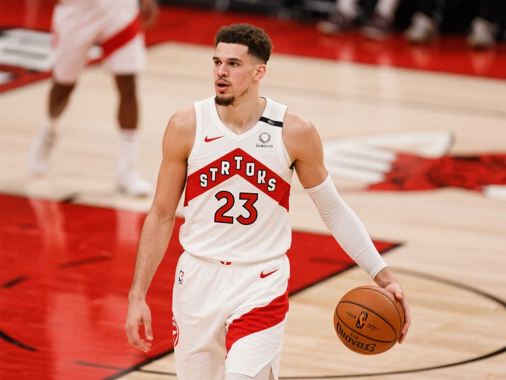 [流言板]斯特鲁斯火力全开，18投8中砍下23分8板4助攻